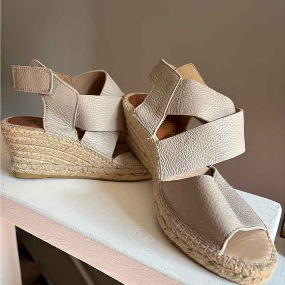 kanna Shoes - Kanna Cream Wedge Sandals made in Spain all leather Velcro close 9.5 size